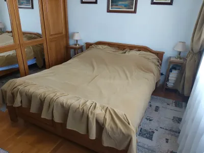 Dormitor apartament vanzare cumparare Sector 5 Bucuresti cu pat